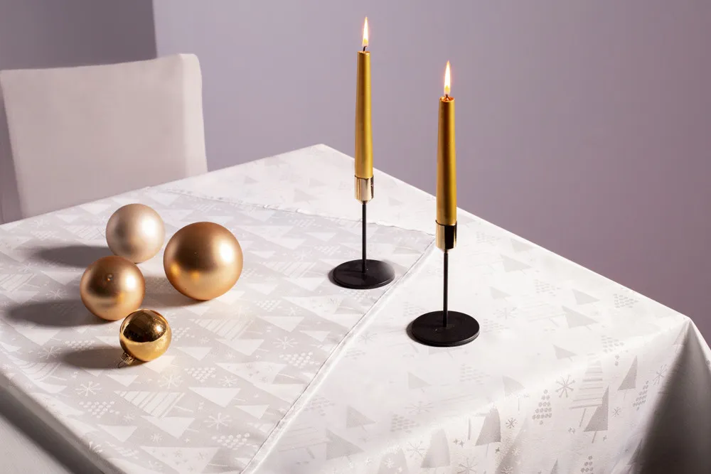 Obrus na stół świąteczny Boże Narodzenie Altom Design biały / choinki 160 x 220 cm
