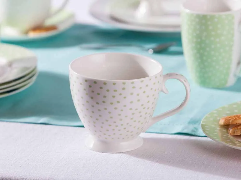 Duża filiżanka do kawy i herbaty porcelanowa Altom Design Seledynowe Kropki I 420 ml 