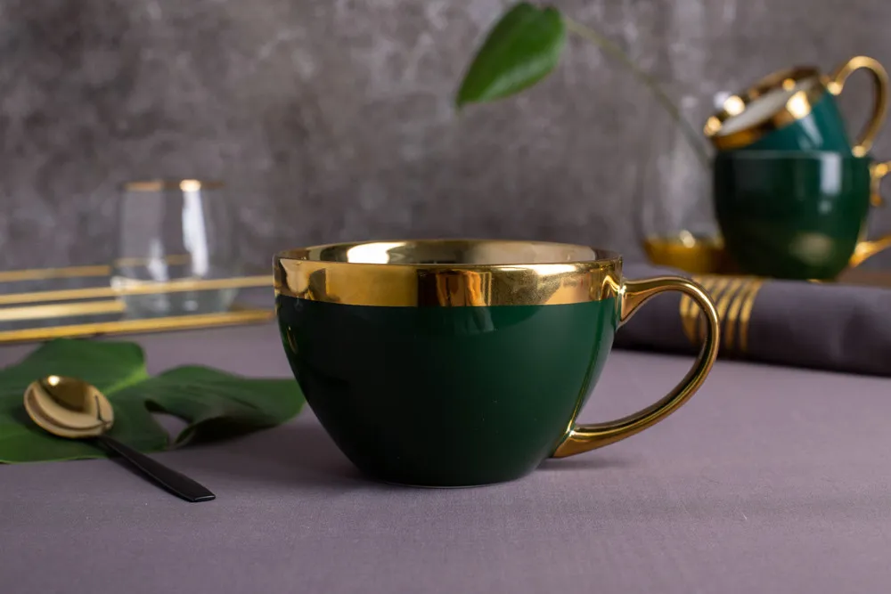 Filiżanka do kawy i herbaty porcelanowa Altom Design Aurora Gold Zielona 400 ml