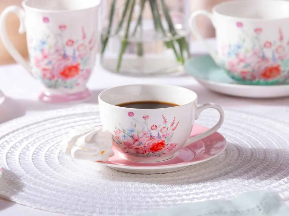 Filiżanka do kawy i herbaty ze spodkiem porcelanowa Altom Design Pastelowy Kwiat 200 ml 
