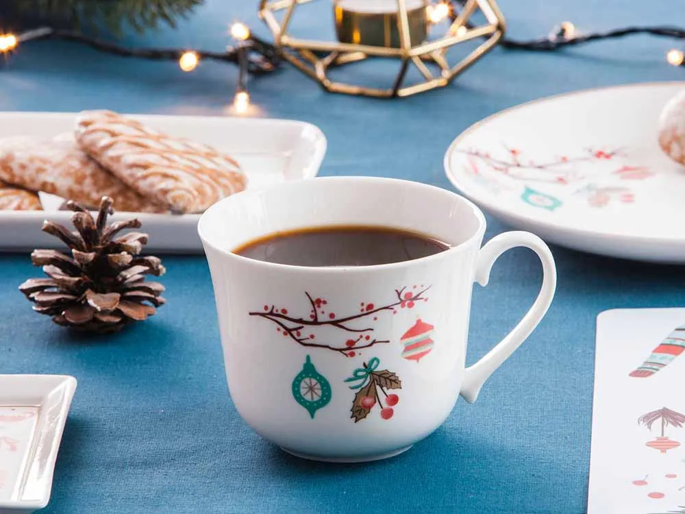 Filiżanka porcelanowa do kawy i herbaty duża Jumbo świąteczna Boże Narodzenie Altom Design Magia Północy 420 ml