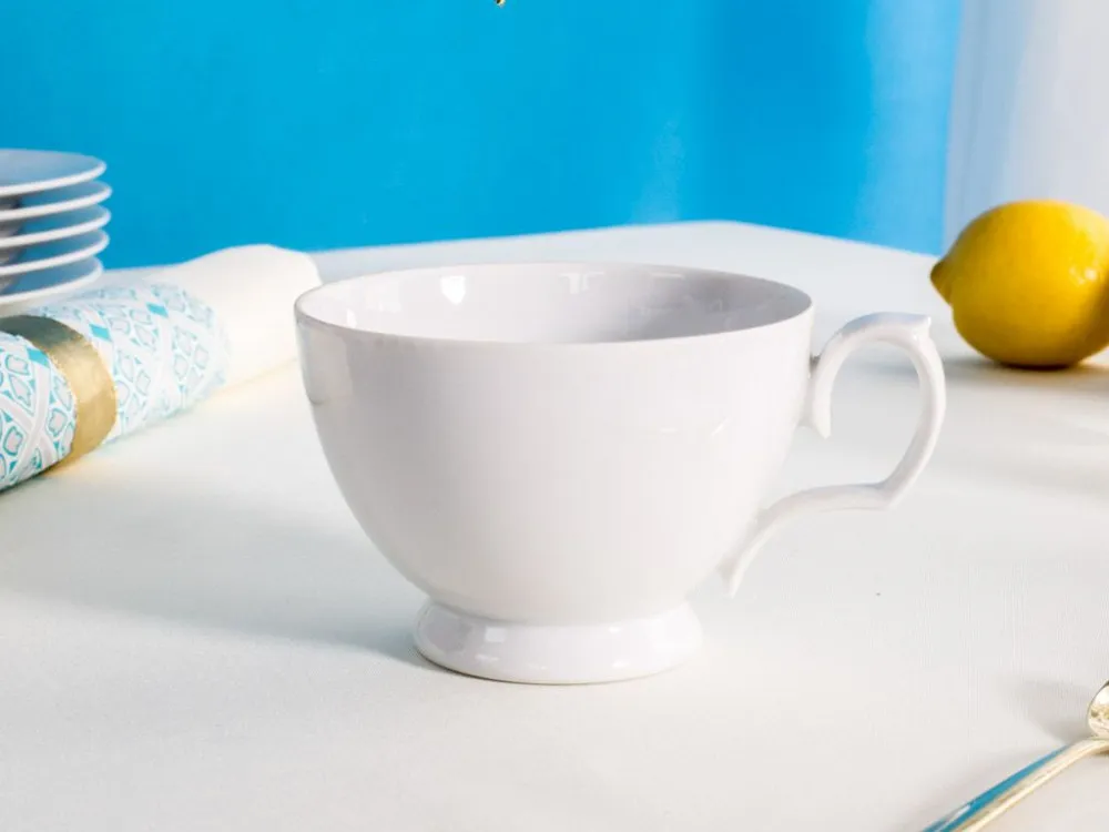 Filiżanka do kawy i herbaty porcelanowa MariaPaula Biała 350 ml