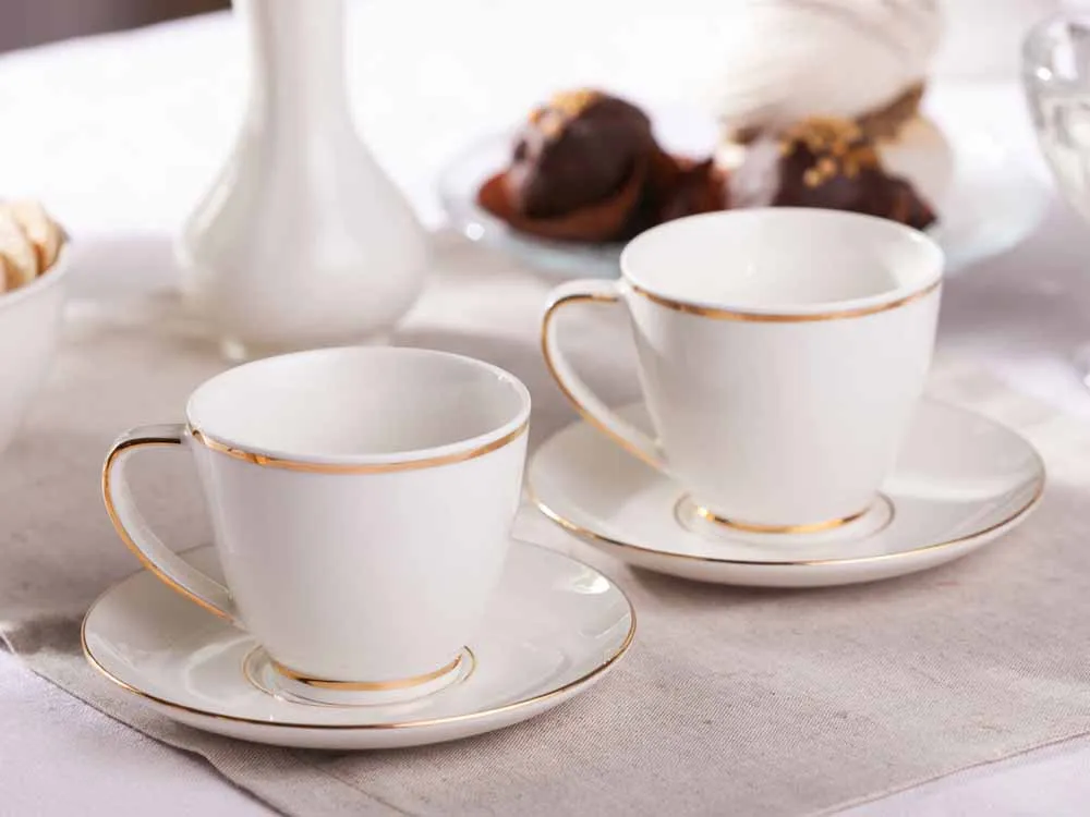 Filiżanki do kawy i herbaty porcelanowe ze spodkiem MariaPaula Nova Ecru Złota Linia kremowe 250 ml, 2 szt.