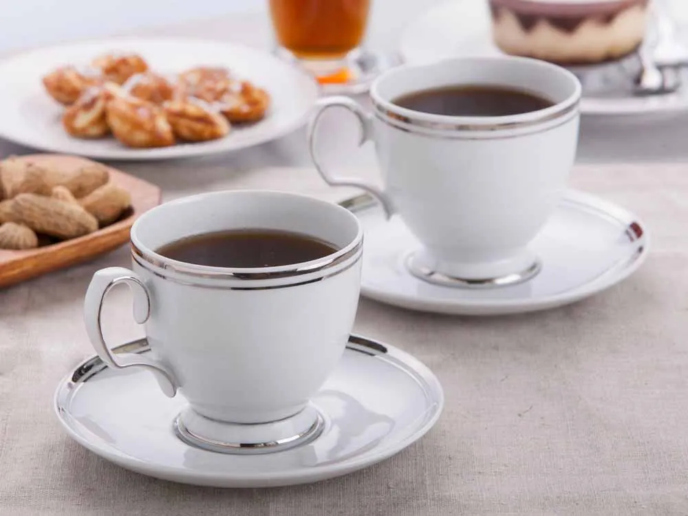 Filiżanki do kawy i herbaty porcelanowe ze spodkiem MariaPaula Platynowa Linia białe, 2 szt.
