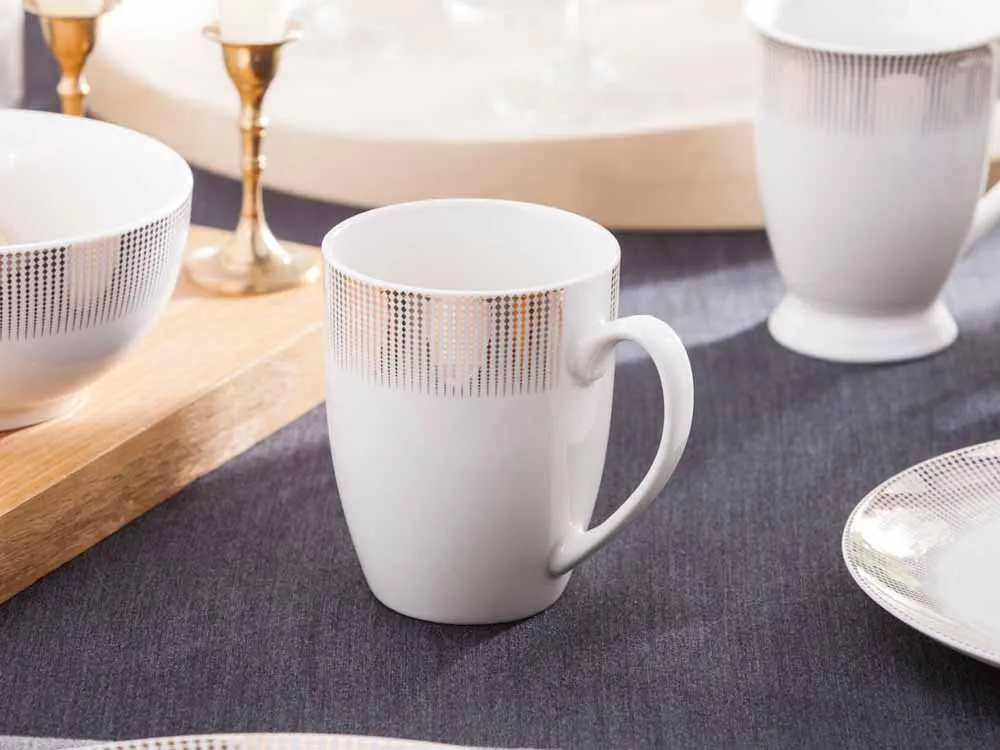 Kubek do kawy i herbaty porcelanowy Altom Design Bella Złote Romby kremowy 300 ml