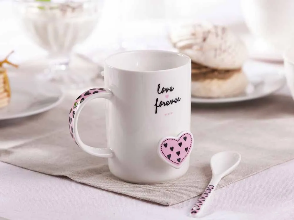 Kubek porcelanowy z łyżeczką do kawy i herbaty Altom Design Forever Love dek. Różowe Serce 360 ml (opakowanie prezentowe)