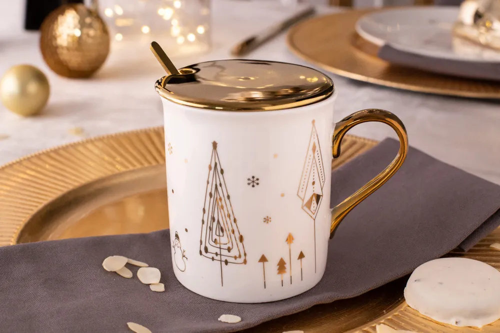 Kubek do kawy i herbaty porcelanowy świąteczny na Boże Narodzenie  Altom Design Gold Tree 240 ml biały