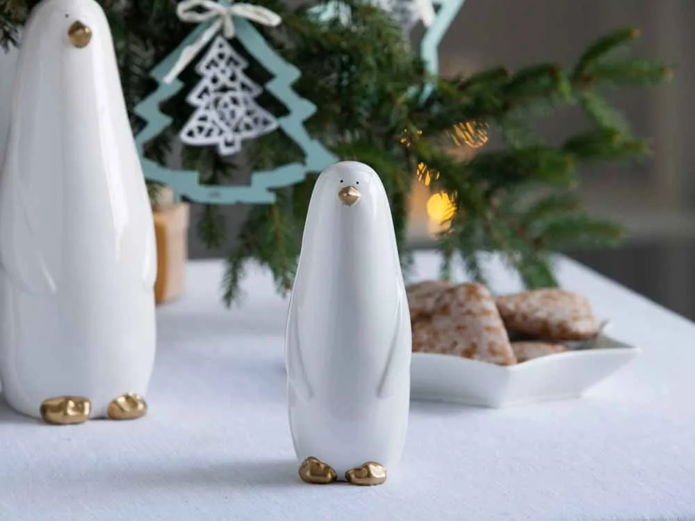 Ozdoba na stół świąteczna / figurka dekoracyjna Altom Design Pingwin mały