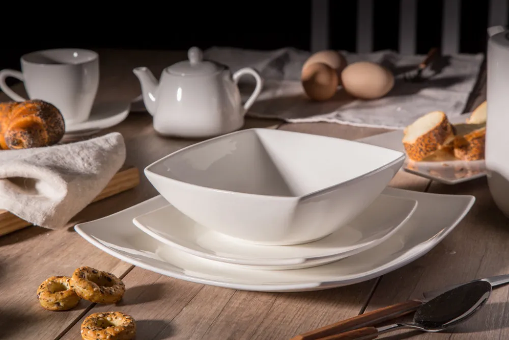 Serwis obiadowy porcelanowy Altom Design Regular na 12 osób kremowy (36 el.)