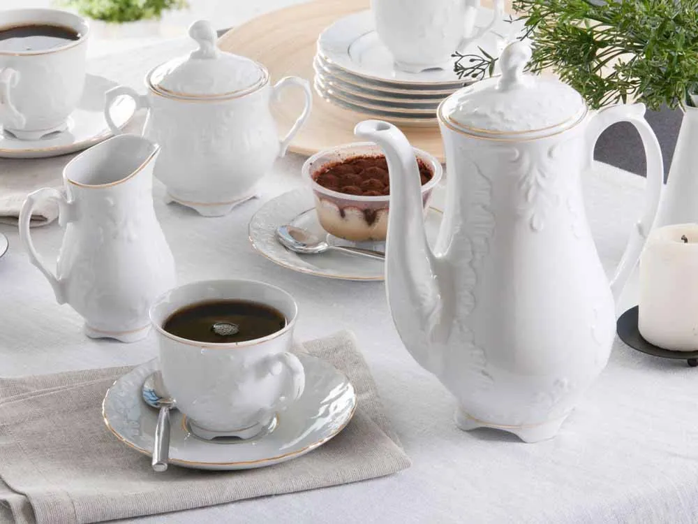 Serwis kawowy porcelanowy Ćmielów Rococo 3604 biały na 12 osób (39 el.)