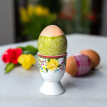 kieliszek na jajko porcelanowy