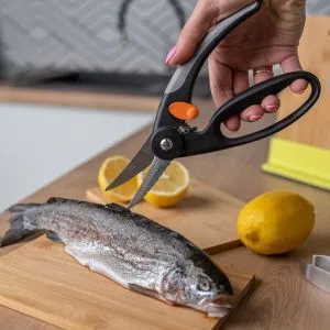 nozyce-do-ryb-fiskars-functional-form