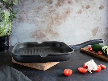 patelnia grillowa na indukcje aluminiowa 28cm