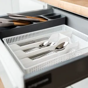 wklad-do-szuflady-organizer-kuchenny-na-akcesoria-bentom-azurowy-bialy
