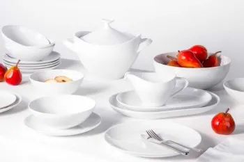 zestaw obiadowy z porcelany