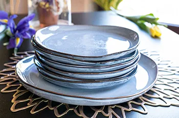 zestaw talerzy porcelanowych do ciasta